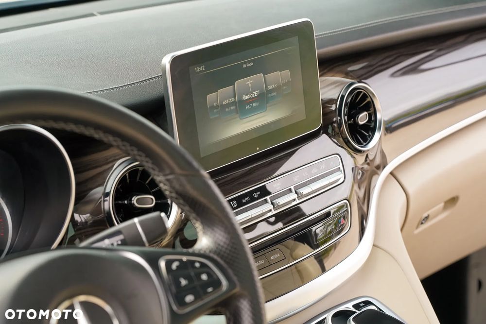 Mercedes-Benz Klasa V 300 d 4-Matic Avantgarde 9G-Tronic (długi) - 38