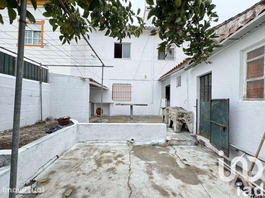 Prédio em Assumar de 86 m2 - Grande imagem: 4/15