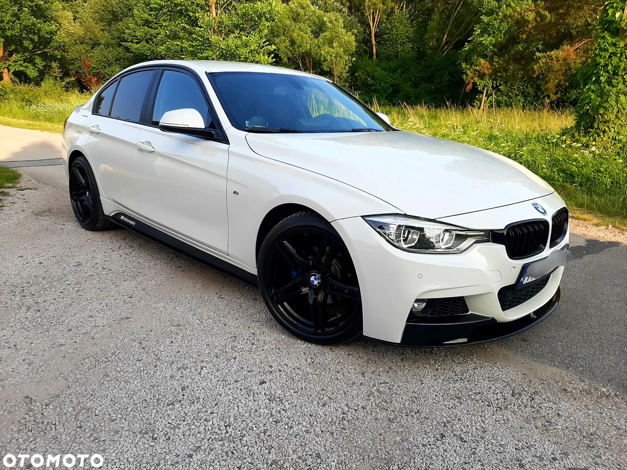 BMW Seria 3 318d M Sport Shadow - 11