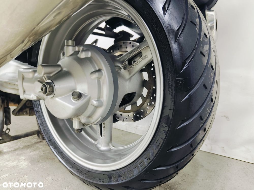 Yamaha FJR - 26
