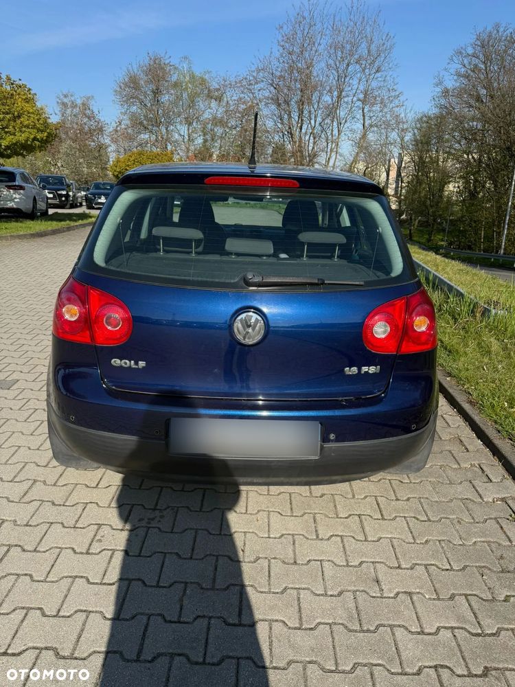 Volkswagen Golf 1.6 FSI Trendline - 2