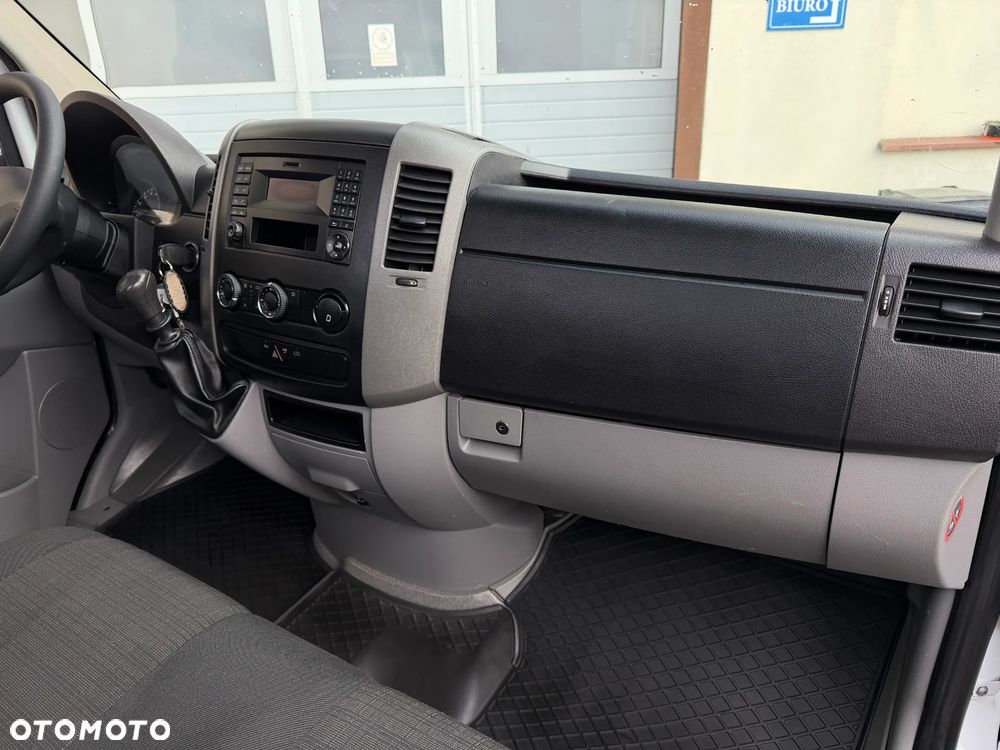 Mercedes-Benz Sprinter Skrzynia Laweta HDS - 23