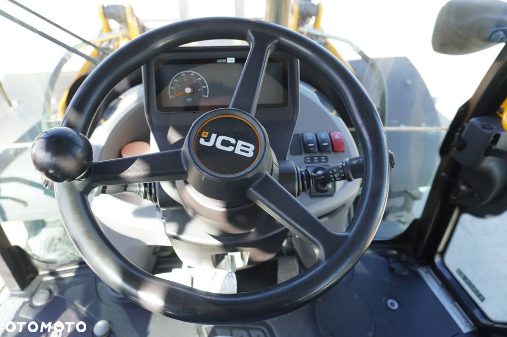 JCB 4CX PRO / Joysticki / r. 2023 / 4 sztuki - 24