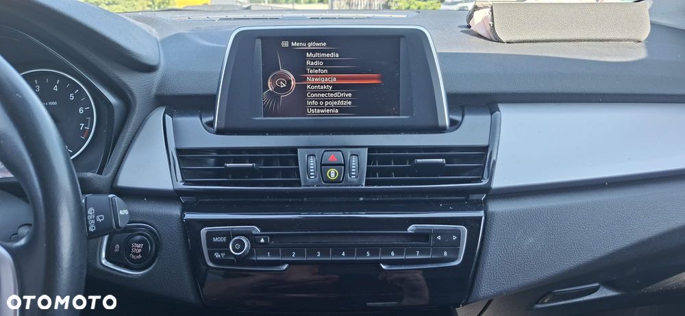 BMW Seria 2 218i - 17