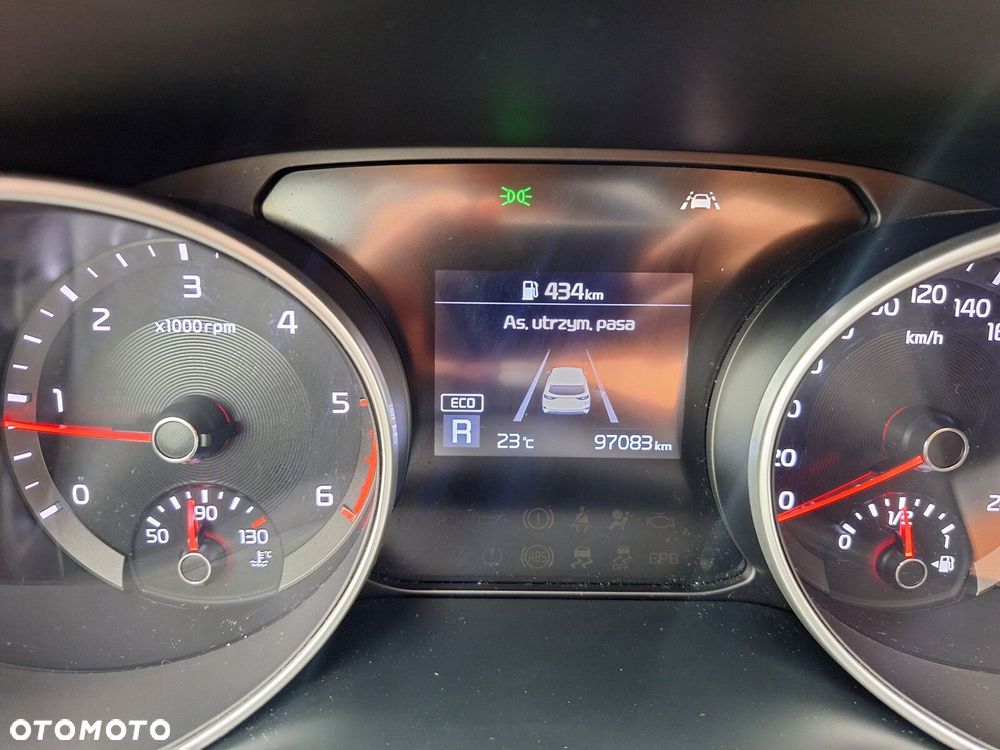 Kia Ceed - 30
