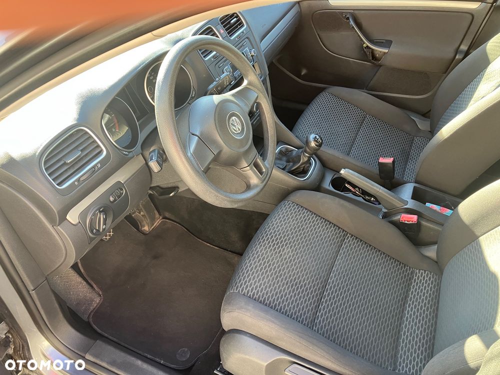 Volkswagen Golf 1.6 TDI 4Motion BlueMotion Technology Comfortline - 16