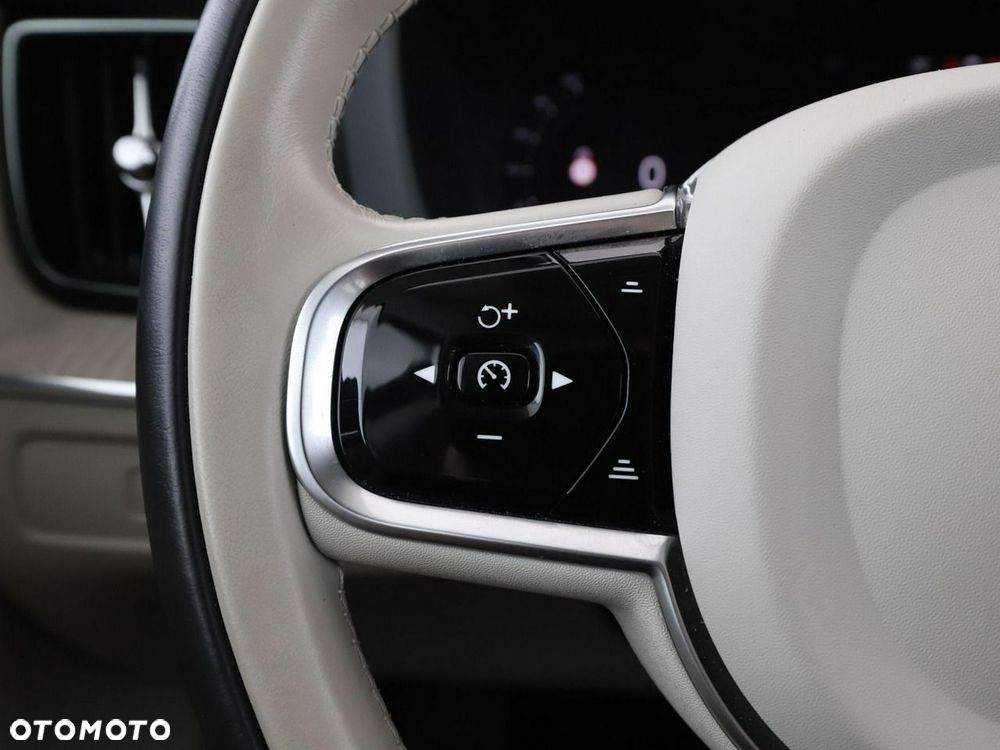 Volvo XC 60 T6 AWD Recharge Core - 31