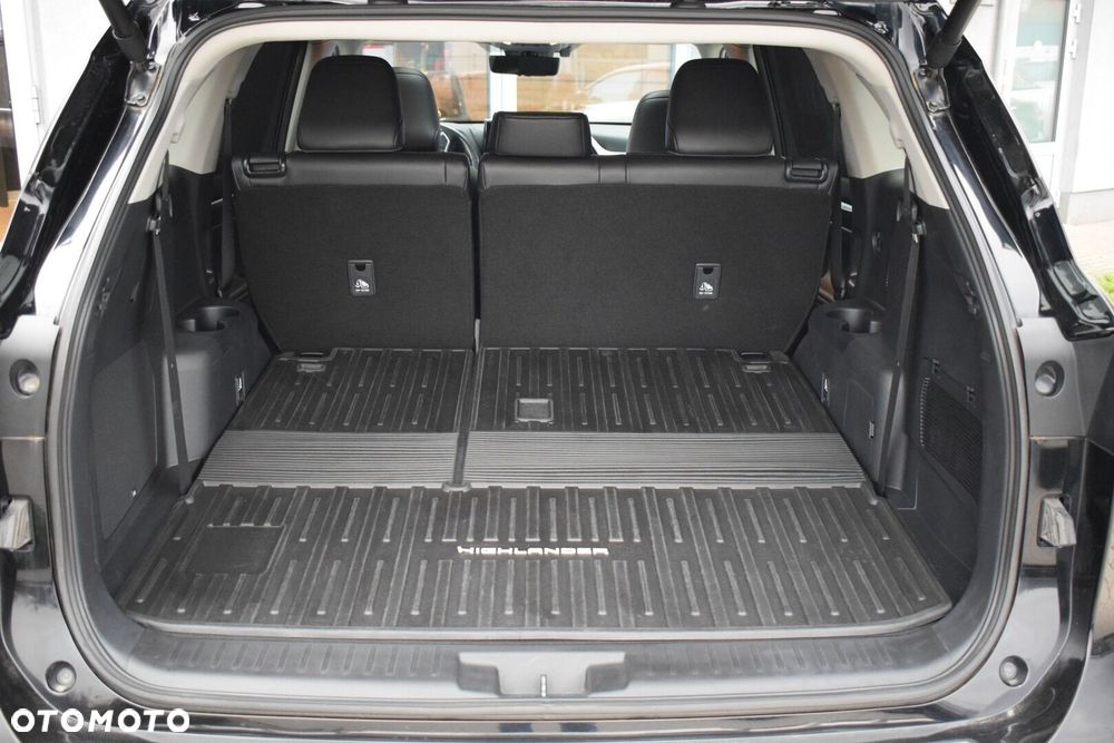 Toyota Highlander 2.5 Hybrid Executive - 27