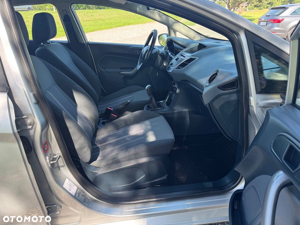 Ford Fiesta 1.4 Champions Edition - 17