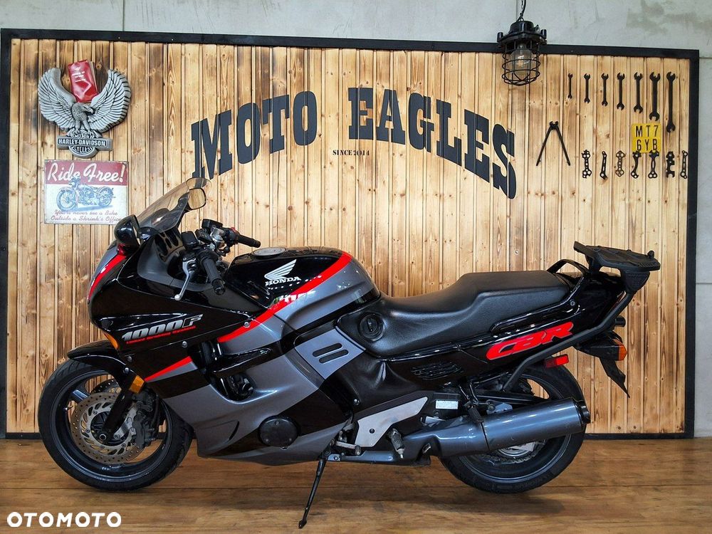 Honda CBR - 4