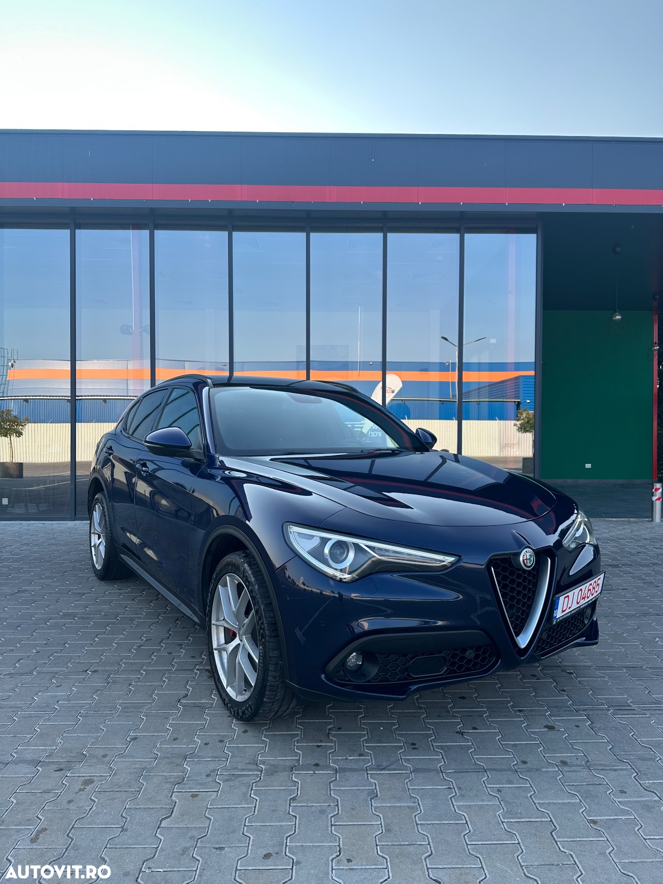 Alfa Romeo Stelvio 2.0 Turbo 16V AT8-Q4 Ti - 22