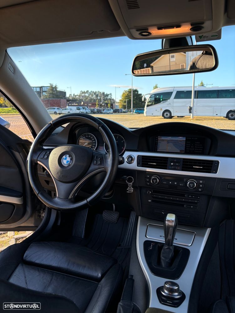 BMW 320 d Coupe Auto - 12