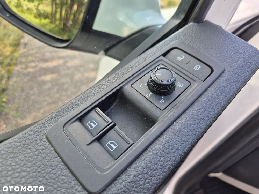 Volkswagen Transporter - 29