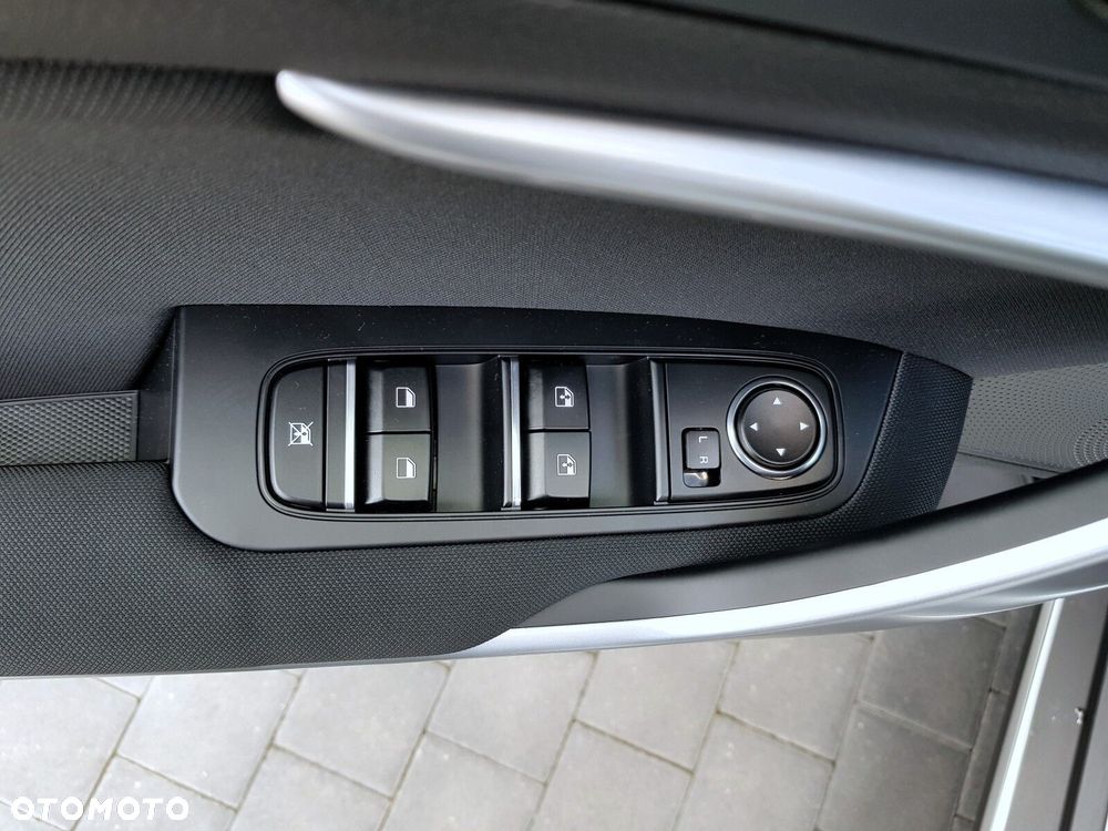 Kia XCeed 1.6 T-GDI M DCT - 11