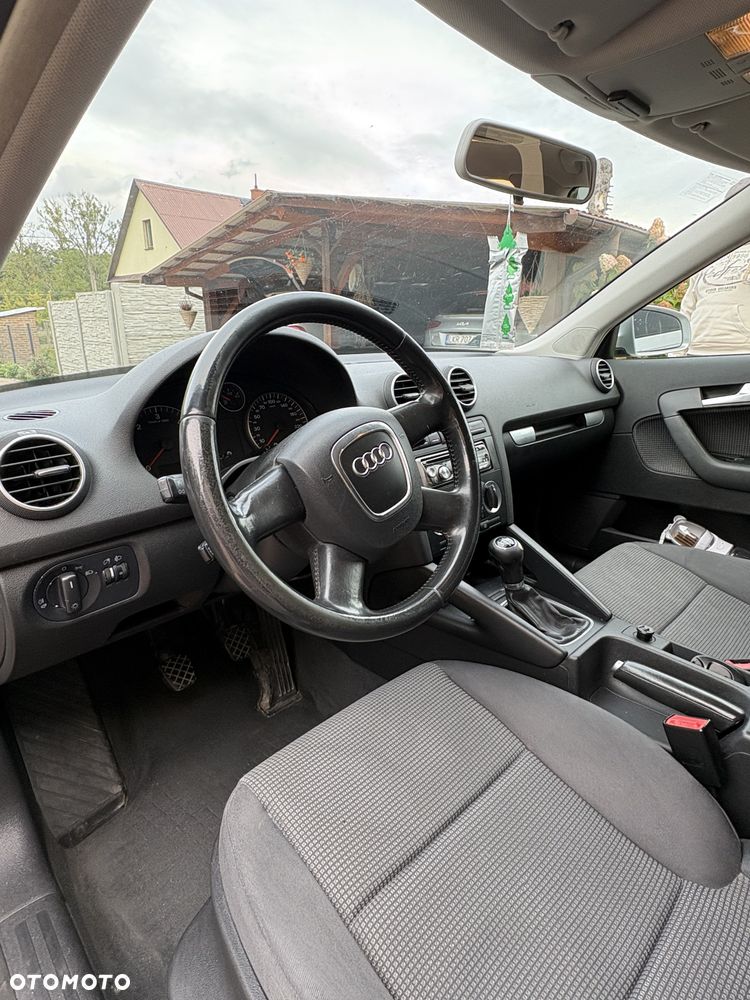 Audi A3 Sportback 1.9 TDI Ambiente - 14