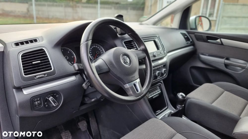 Volkswagen Sharan 2.0 TDI Comfortline - 14