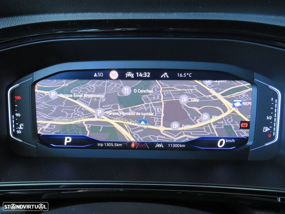 VW T-Roc 1.5 TSI R-Line DSG - 21