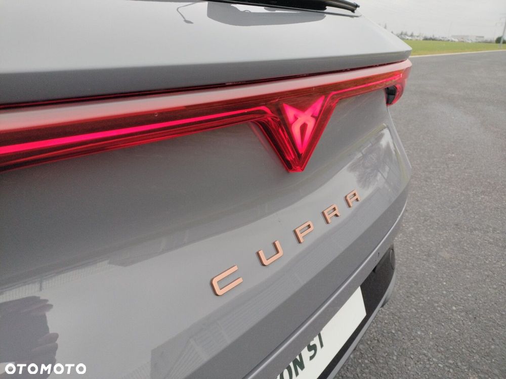 Cupra Leon Sportstourer 2.0 TSI 4Drive DSG - 10