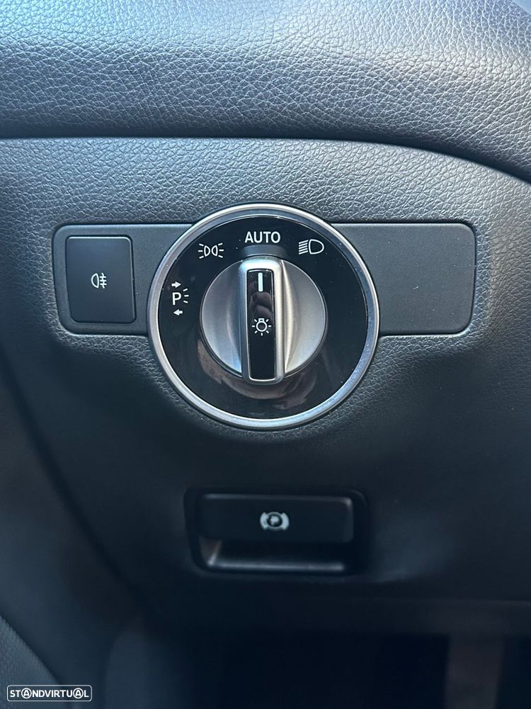 Mercedes-Benz GLA 200 CDi AMG Line - 11