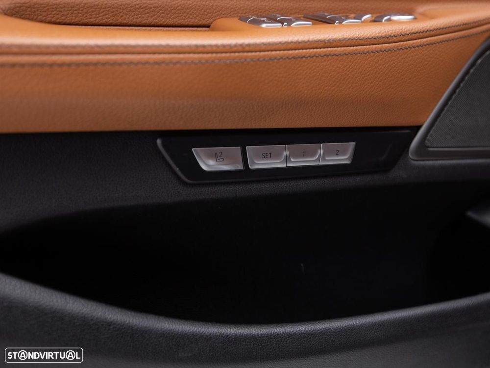 BMW 740 - 17