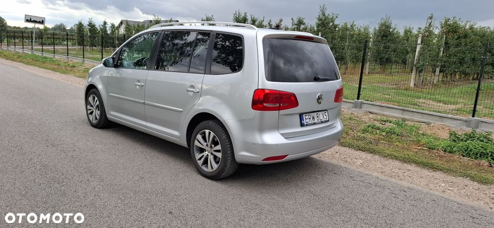Volkswagen Touran - 6