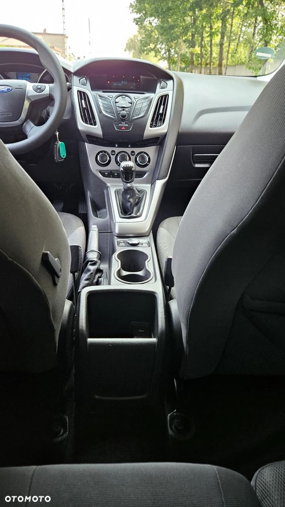 Ford Focus 1.6 Edition - 29