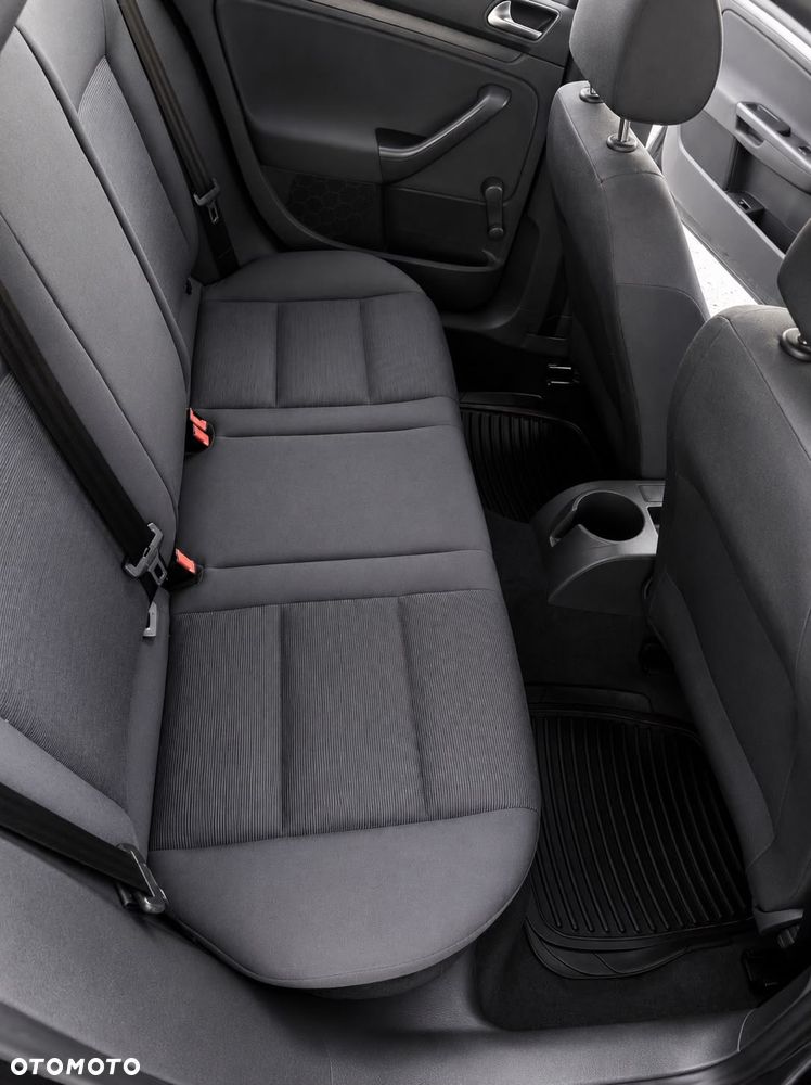 Volkswagen Golf 1.4 Edition - 20