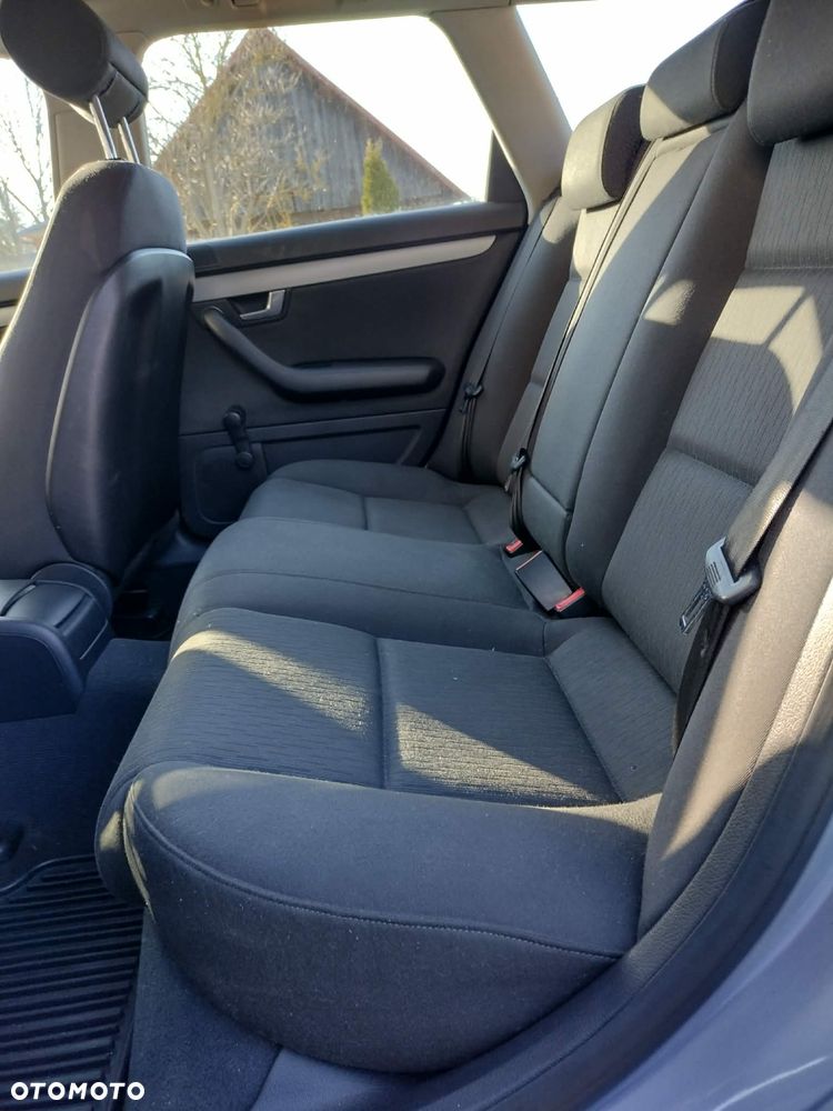 Audi A4 Avant 1.8 T - 11