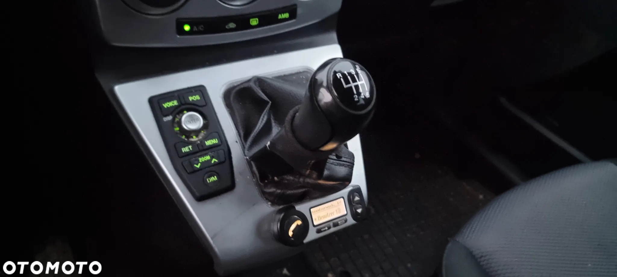 Mazda 5 2.0 CD Exclusive + - 10