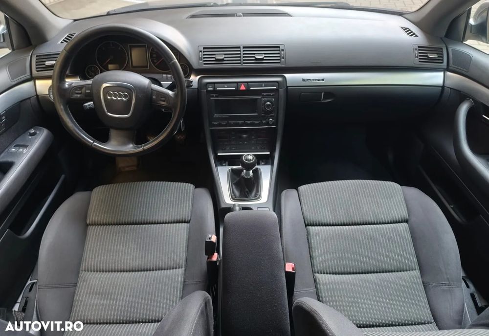 Audi A4 2.0 TDI Quattro Avant - 5