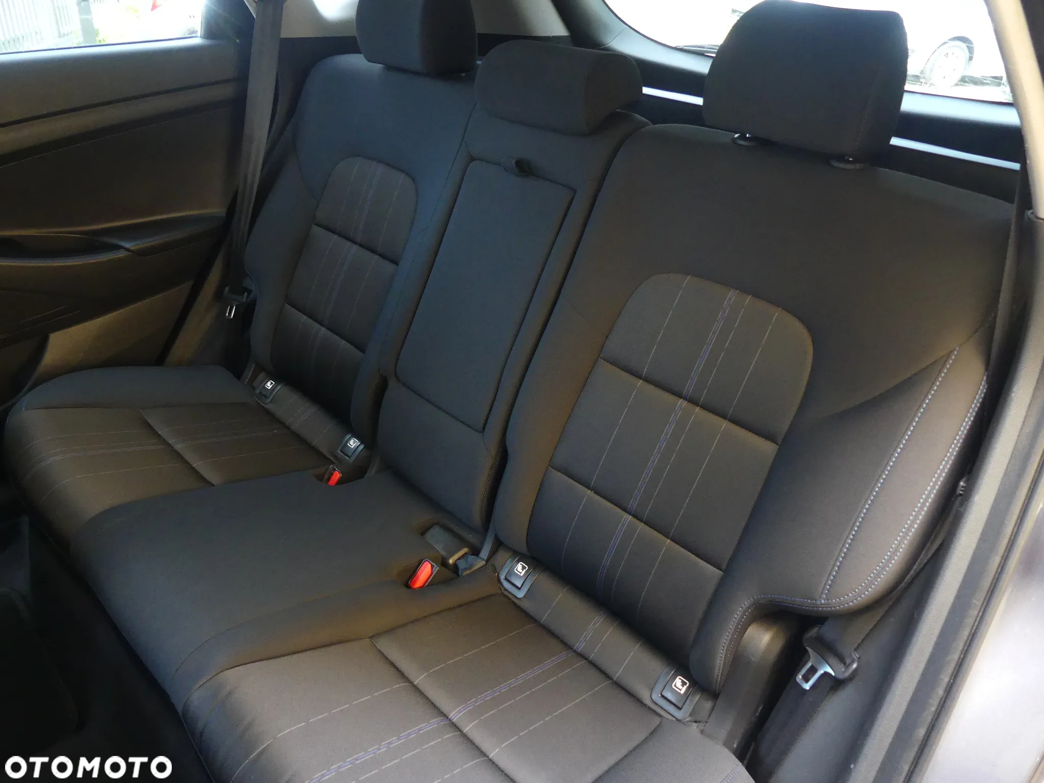 Hyundai Tucson 2.0 CRDi 2WD Style - 11
