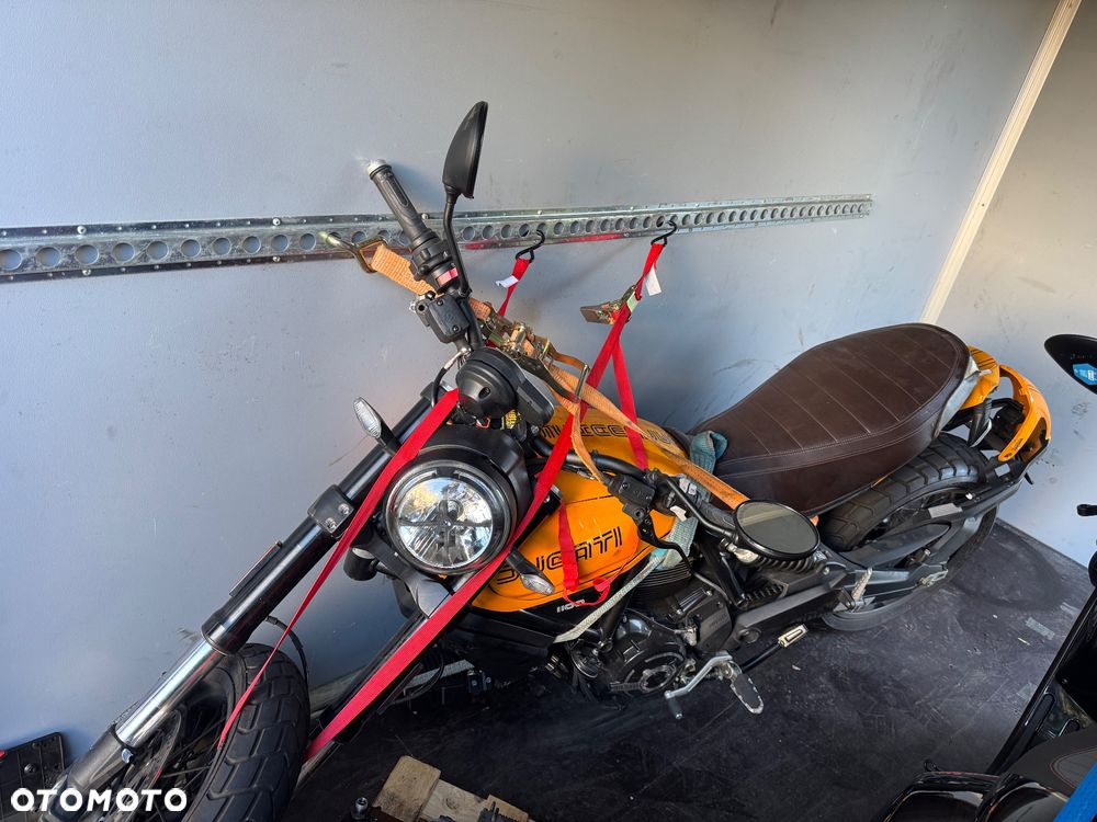 Ducati Scrambler - 13