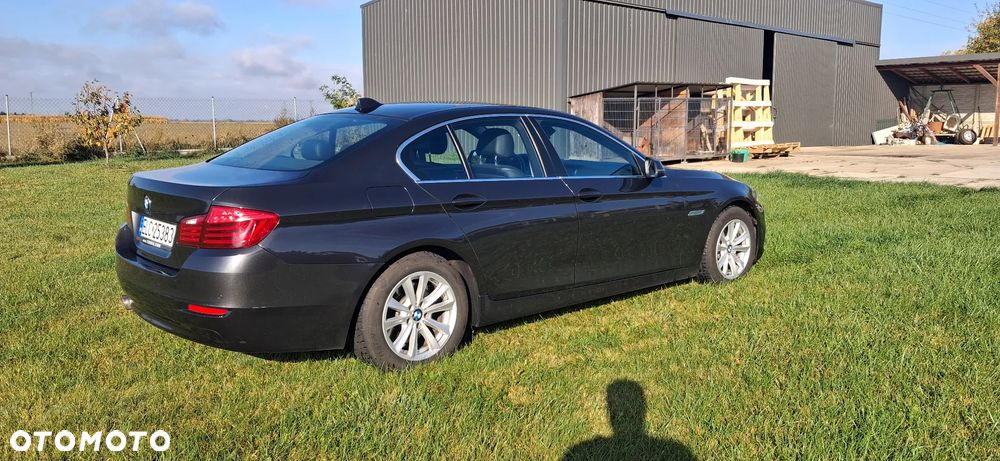 BMW Seria 5 2015 photo 4