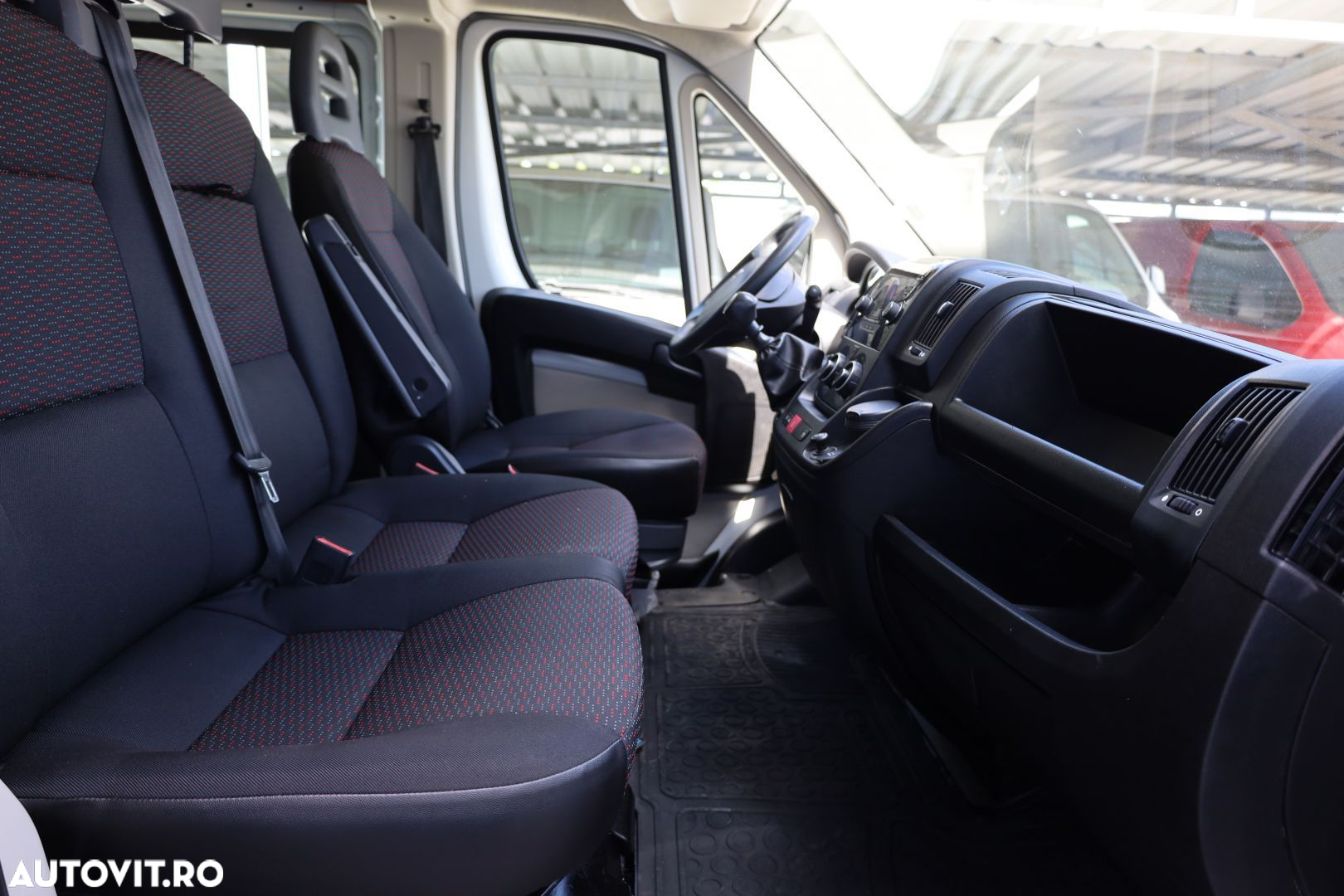 Peugeot Boxer 2.0 130 HP L2H2 cu 7 locuri - 12
