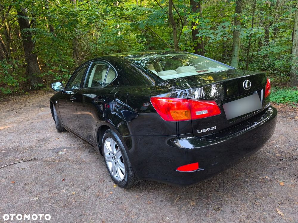 Lexus IS 220 D Prestige - 2