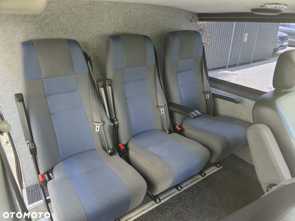 Renault Trafic - 23