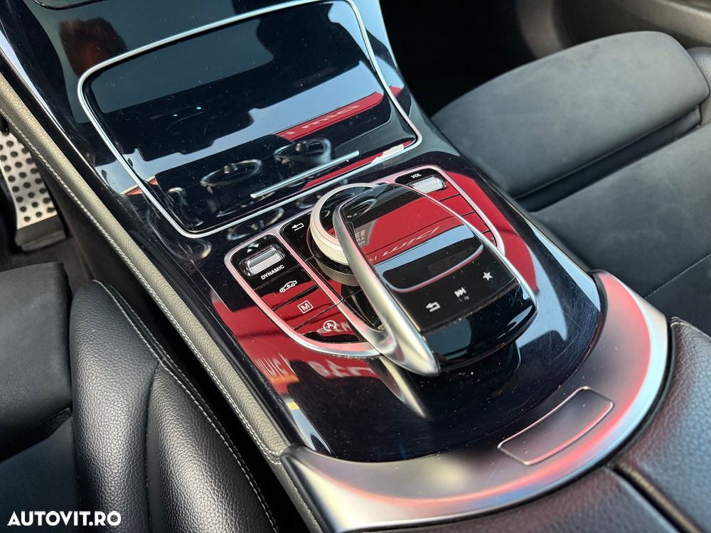 Mercedes-Benz GLC - 26