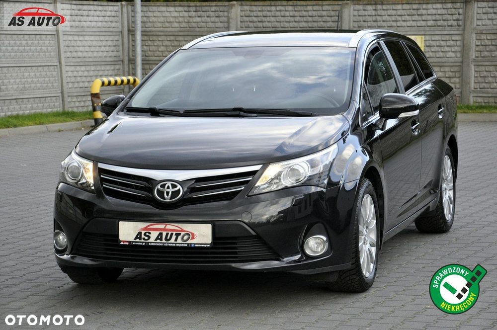 Toyota Avensis 1.8 Executive - 1