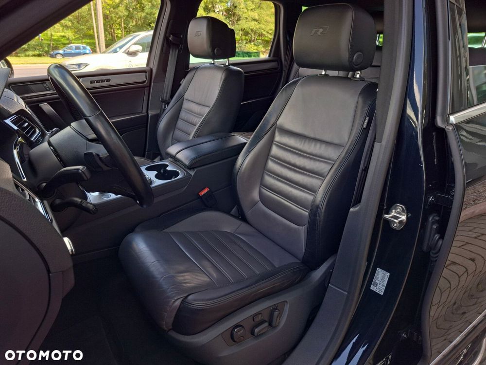 Volkswagen Touareg - 13
