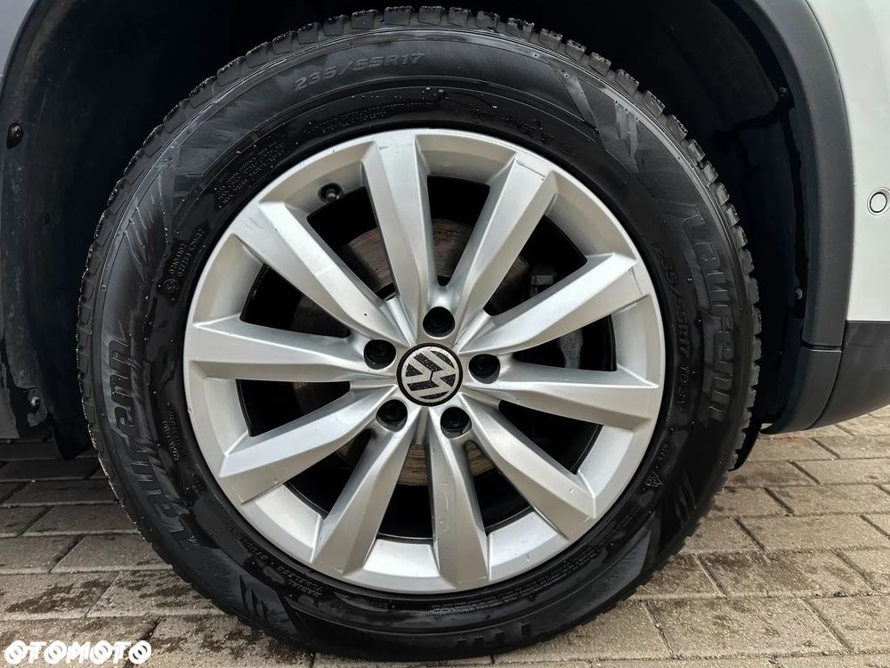 Volkswagen Tiguan - 14