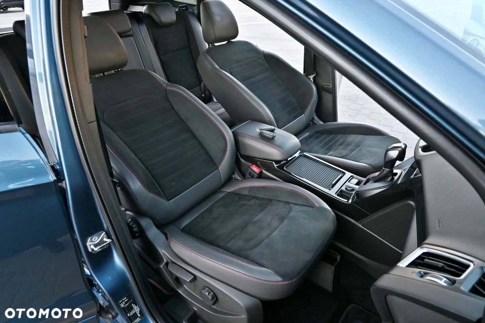 Ford Kuga 2.0 TDCi AWD ST-Line - 31