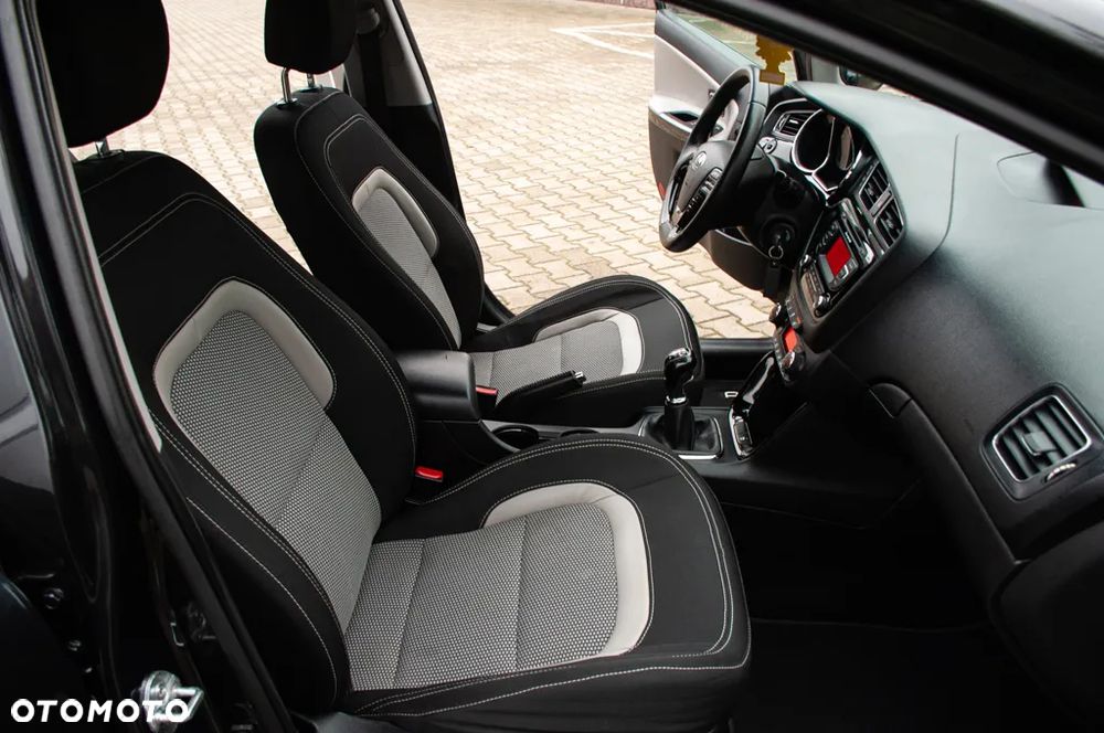 Kia Ceed 1.6 CVVT EX - 23