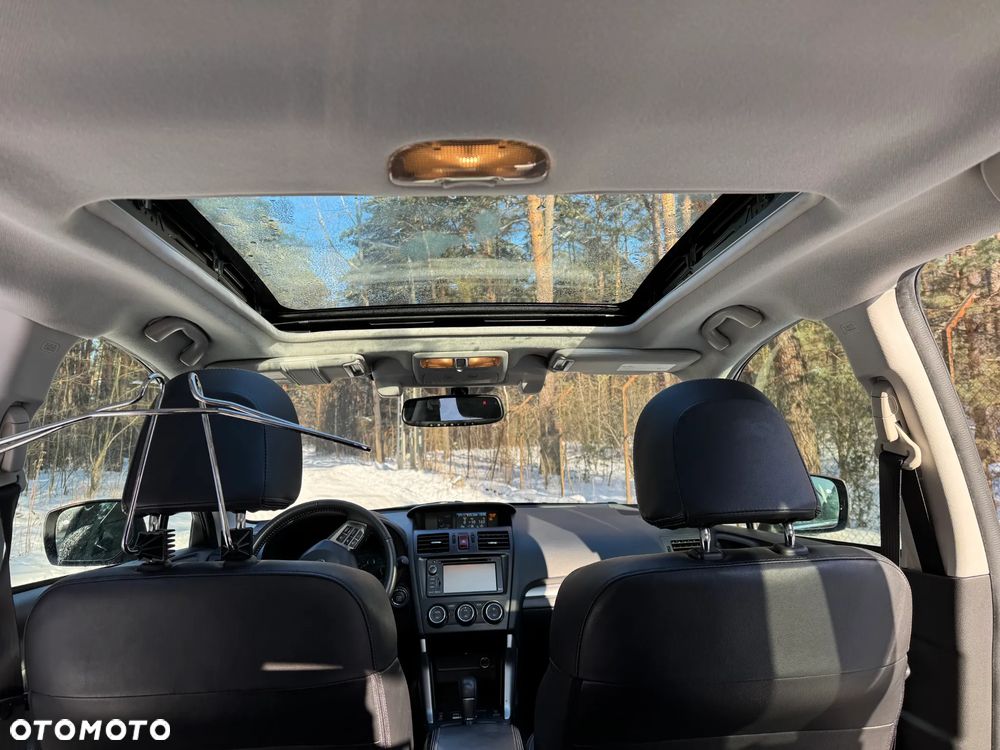 Subaru Forester 2.0 XT Platinum Lineartronic - 14