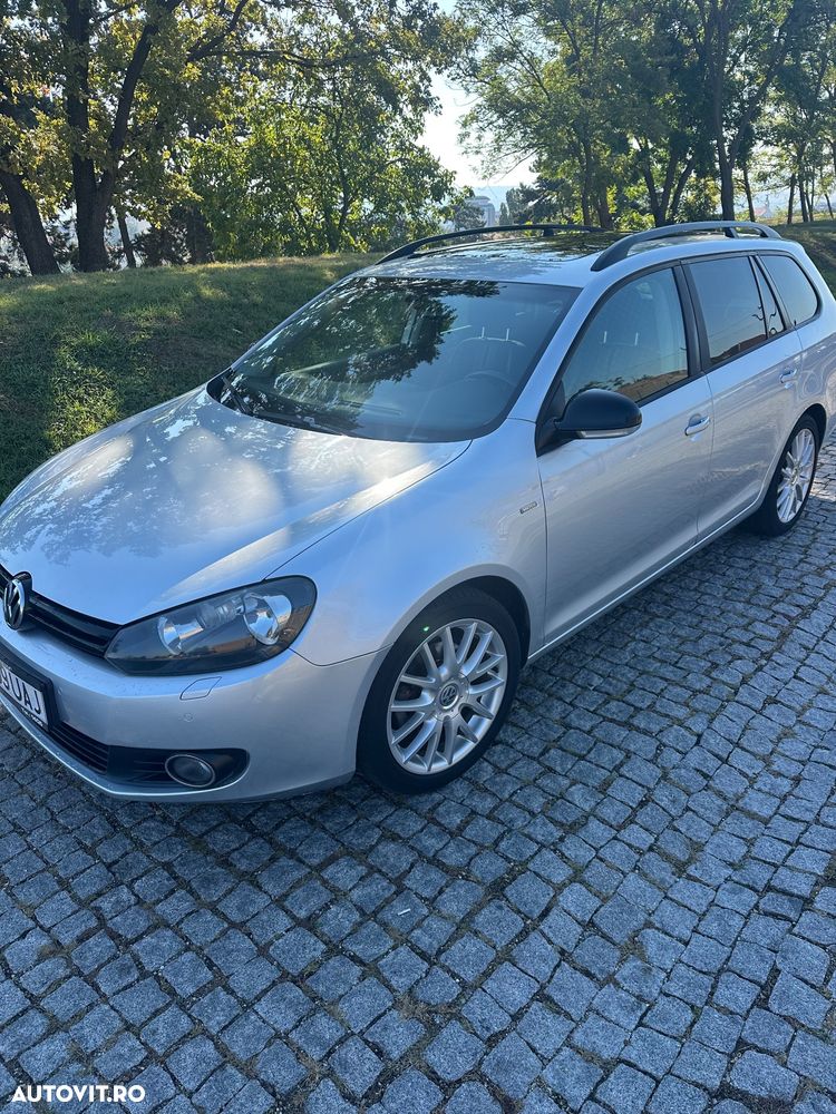 Volkswagen Golf - 2