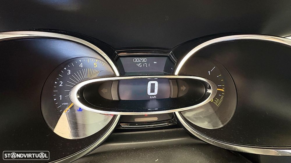 Renault Clio - 6