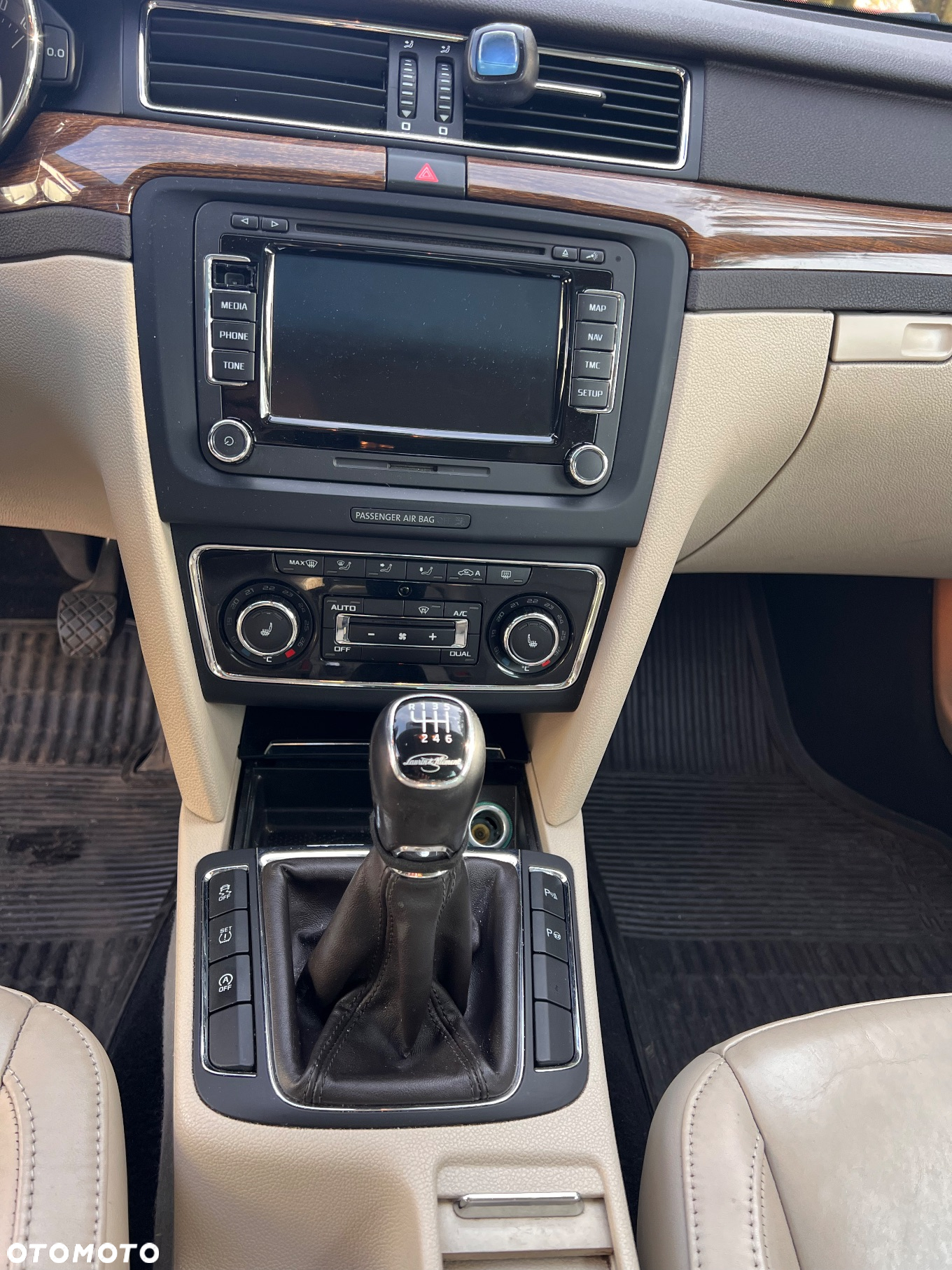 Skoda Superb 2.0 TDI L&K - 16