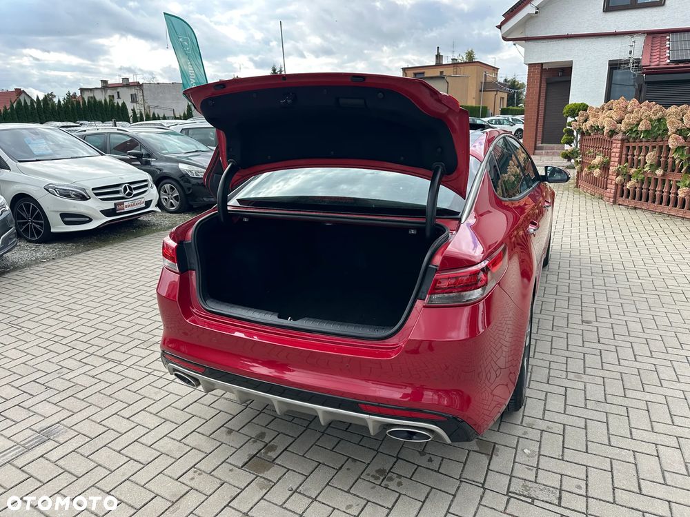 Kia Optima - 27