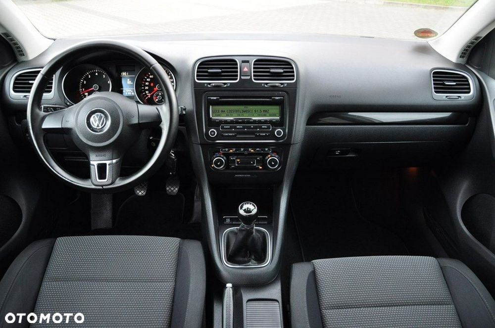 Volkswagen Golf - 30