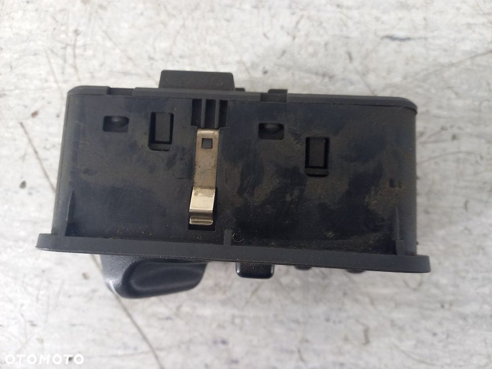 WŁĄCZNIK ŚWIATEŁ OPEL FRONTERA B 8971779590   53192800 - 4