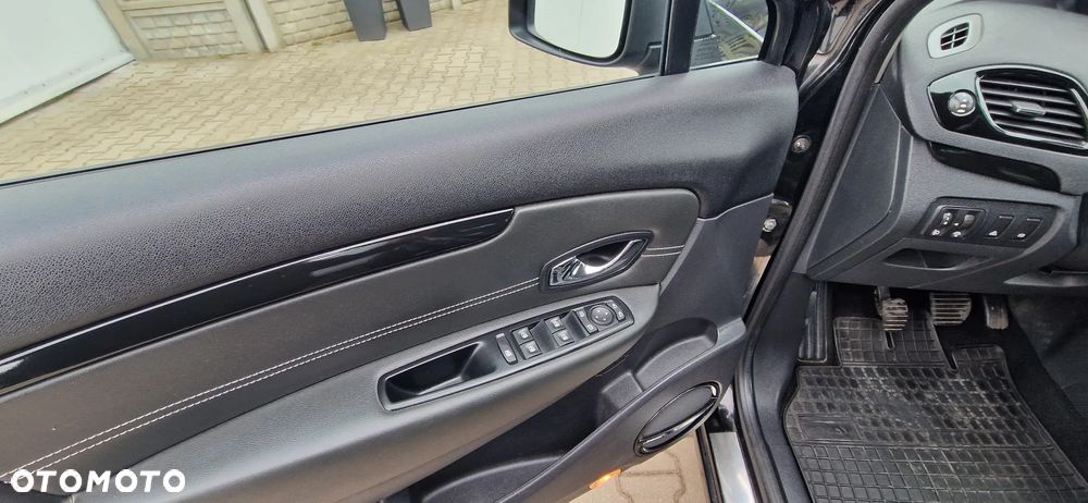 Renault Scenic Energy dCi 130 S&S Bose Edition - 13